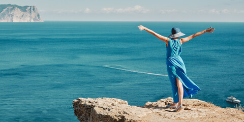 简述对幼儿园孩子进行海姆立克急救法的基本操作电大