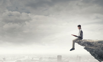 我能照样子写词语还能选一个词语写一句话